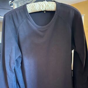 Soft with stretch, crew neck te